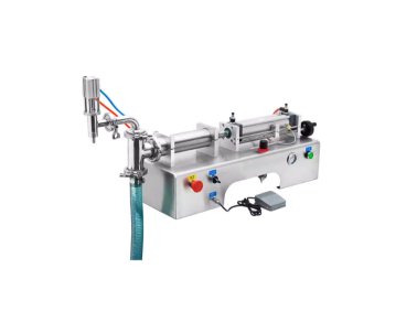 Liquid filling machine