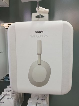 Sony WH-1000XM5 Wireless Noise Canceling Headphones